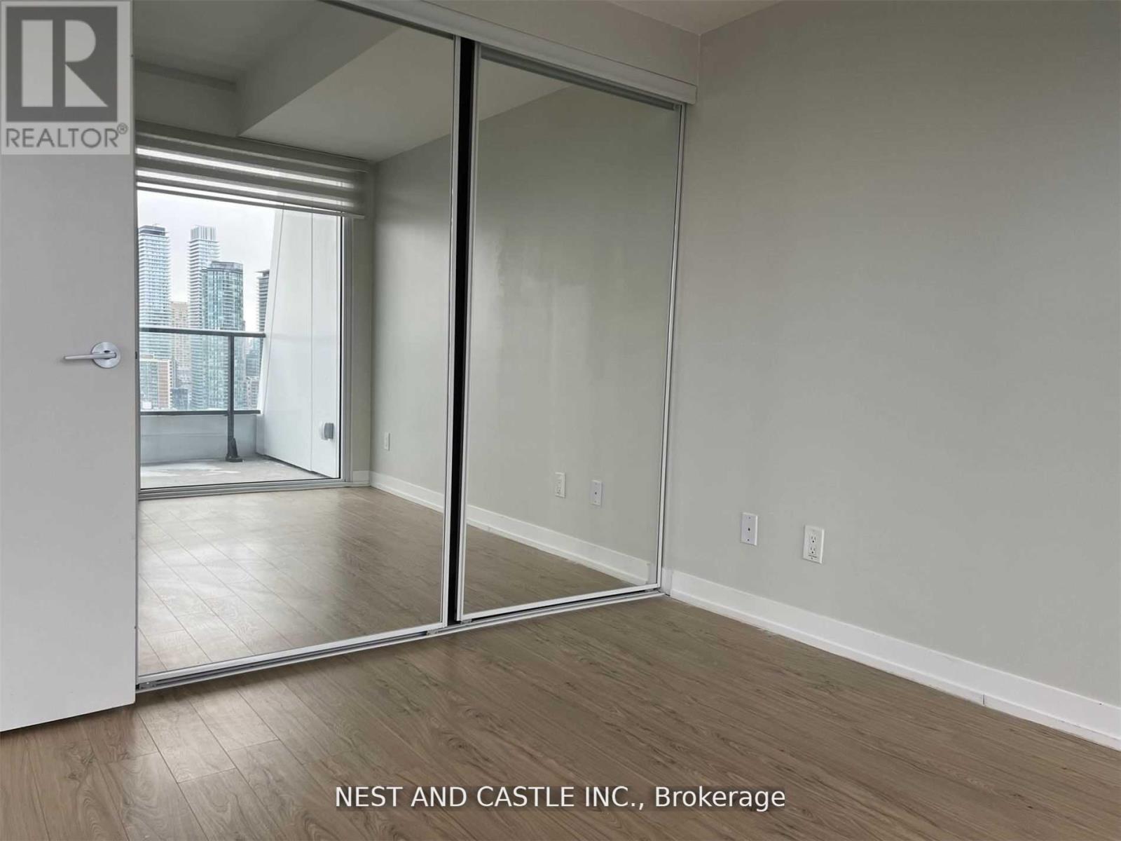 3812 - 85 Wood Street, Toronto, Ontario  M4Y 0E8 - Photo 9 - C12628702