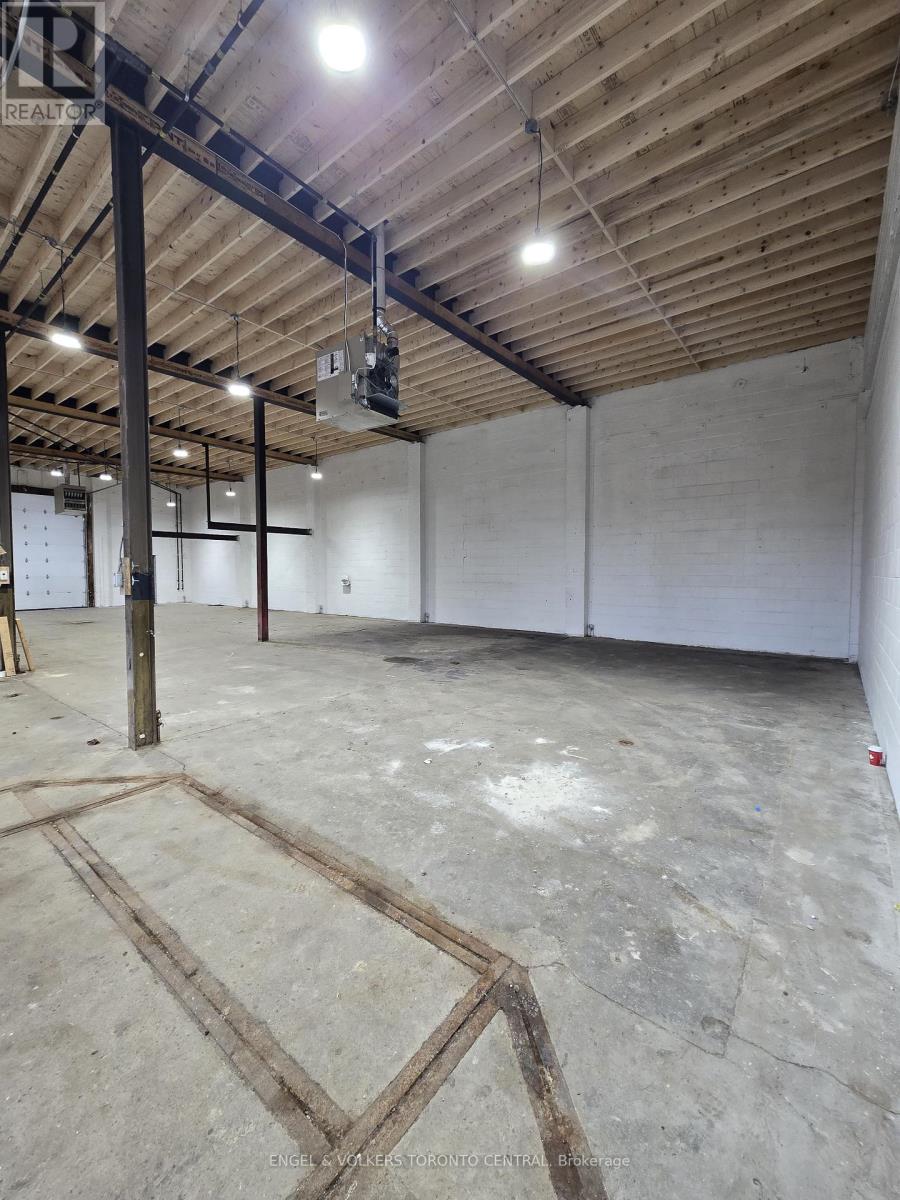 31 Comstock Road, Toronto, Ontario  M1L 2G6 - Photo 10 - E12628692