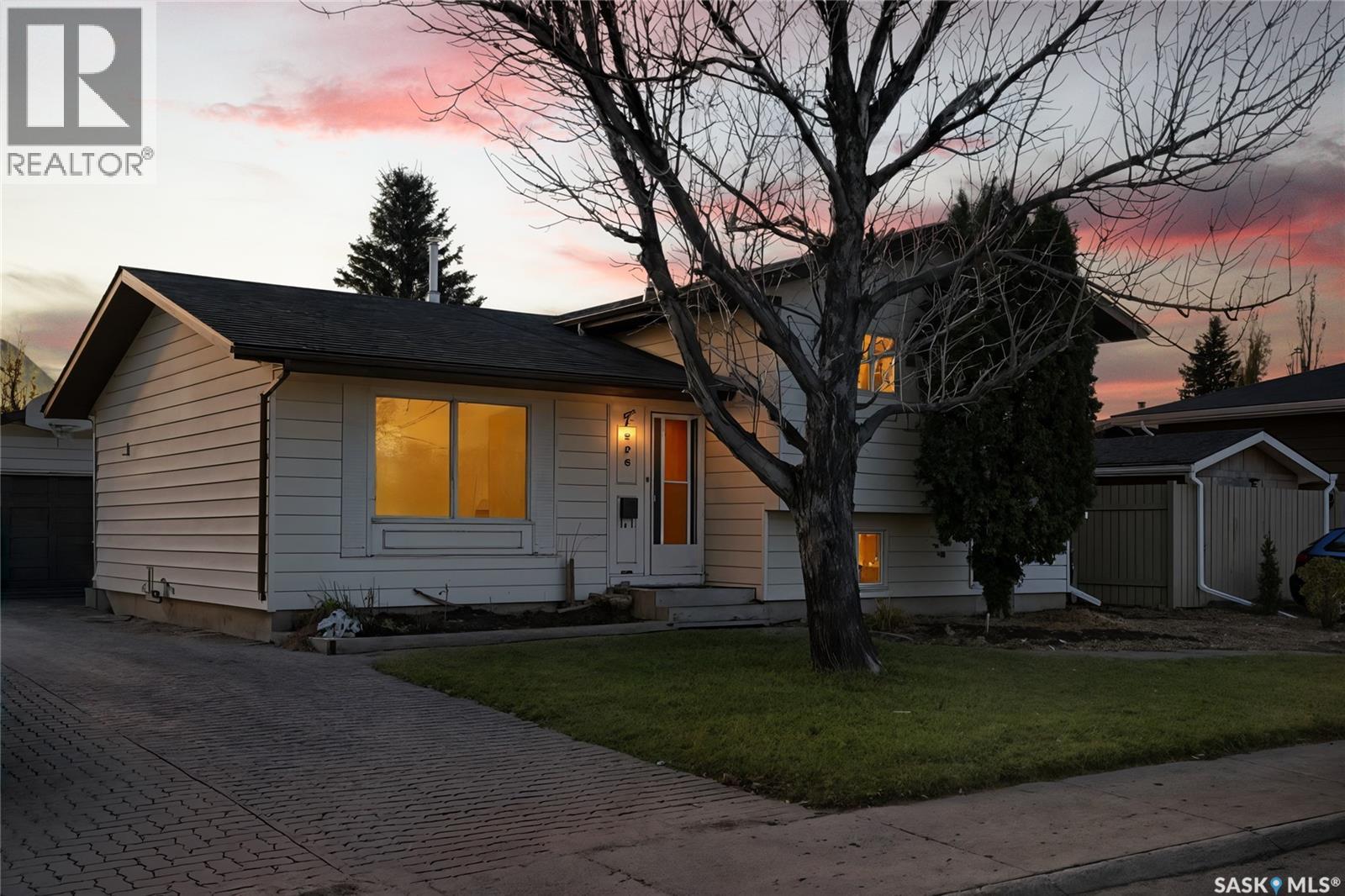 226 Stillwater DRIVE, Saskatoon, Saskatchewan