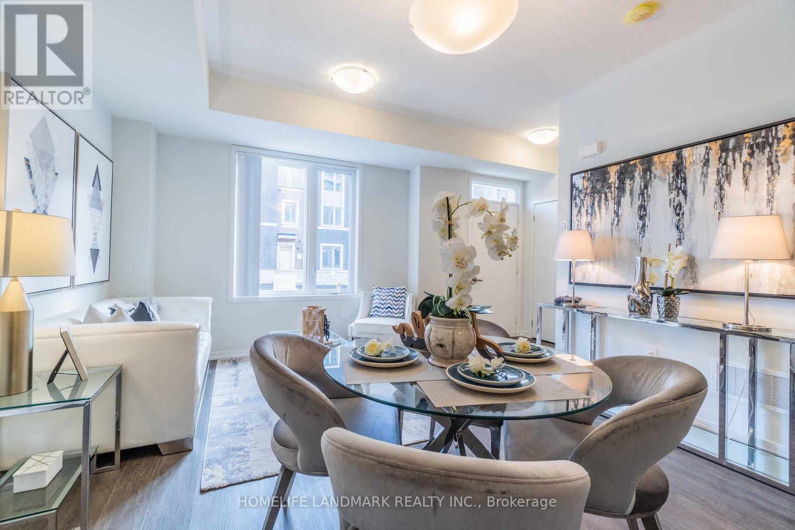 Th109 - 10 Almond Blossom Mews S, Vaughan, Ontario  L4K 0N6 - Photo 2 - N12628662