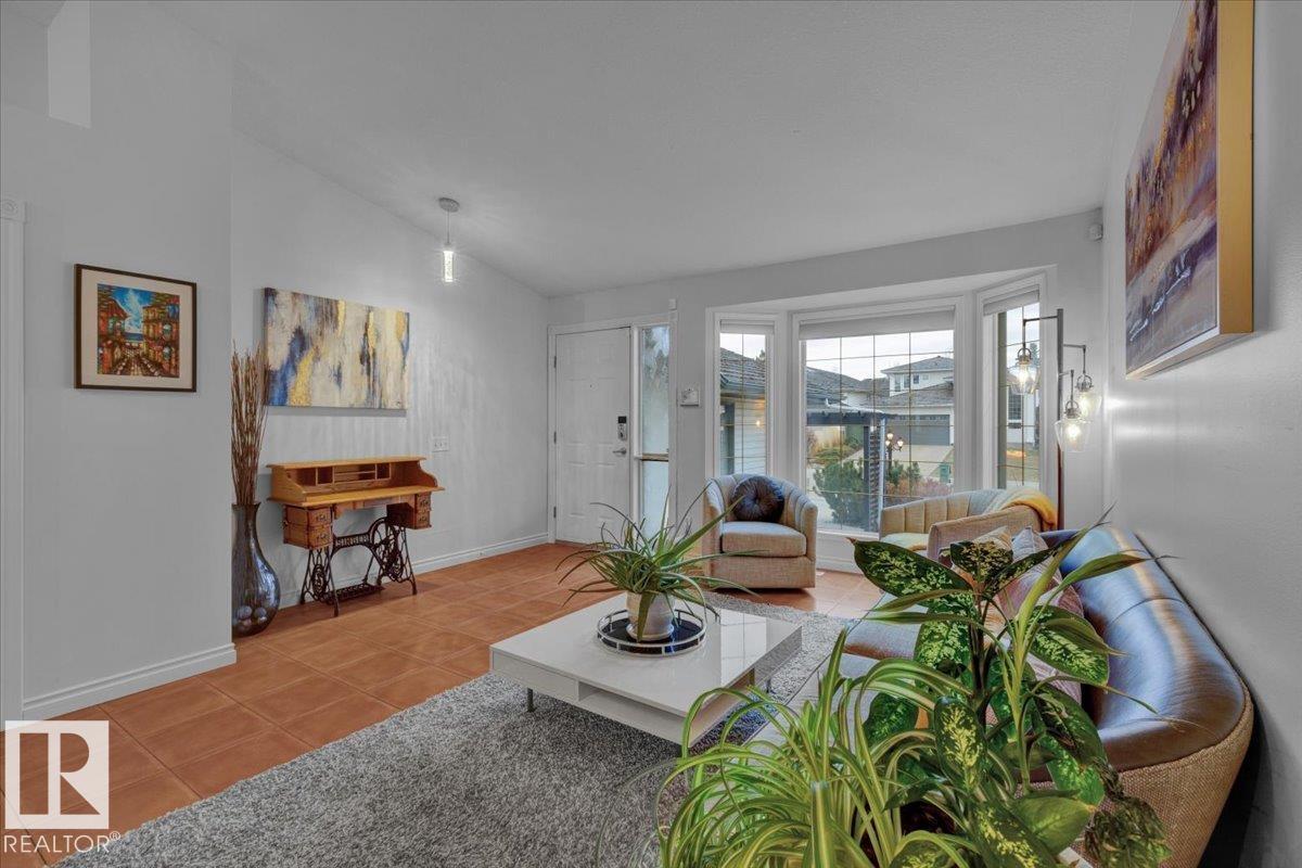 1144 Wedgewood Bv Nw, Edmonton, Alberta  T6M 2L5 - Photo 7 - E4467854