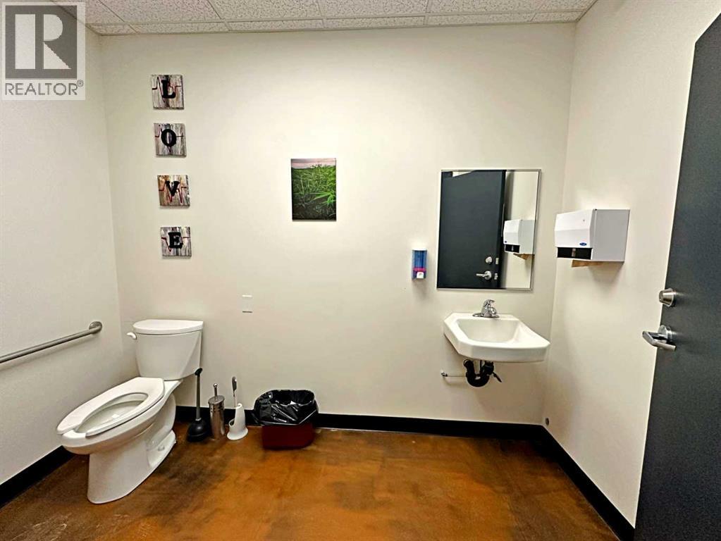 105, 9904 Franklin Avenue, Fort Mcmurray, Alberta T9H 2K5 - Photo 21 - A2274589