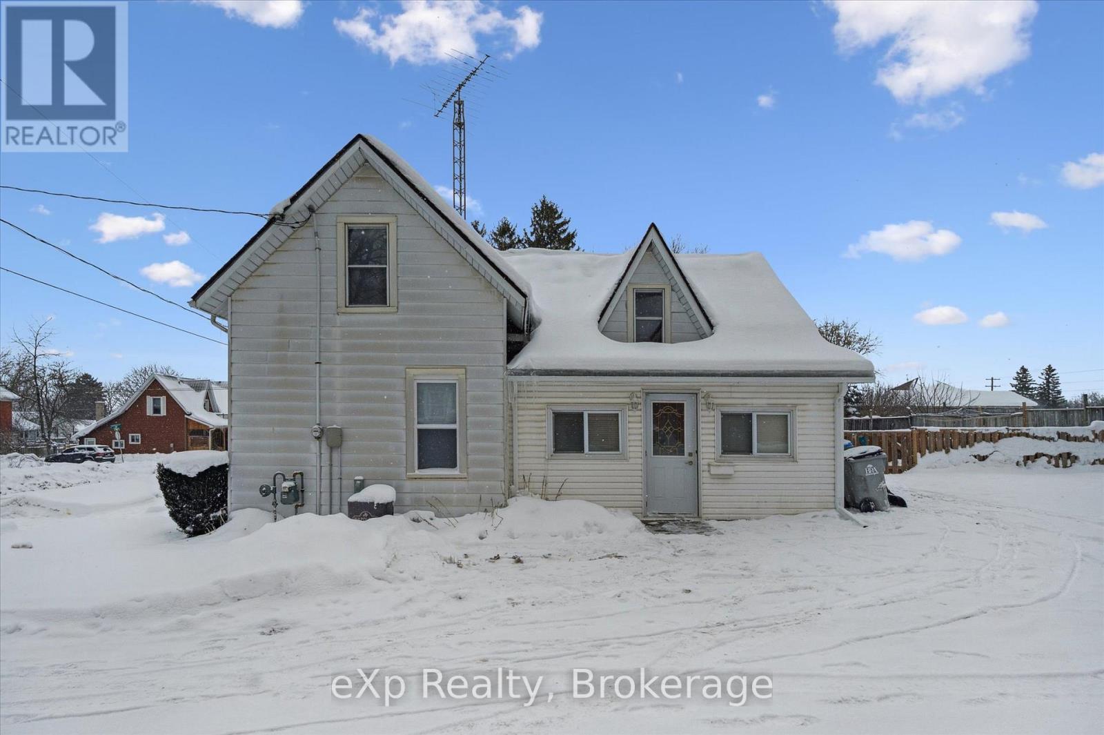 8 West Street, Perth East, Ontario  N0K 1M0 - Photo 7 - X12628764