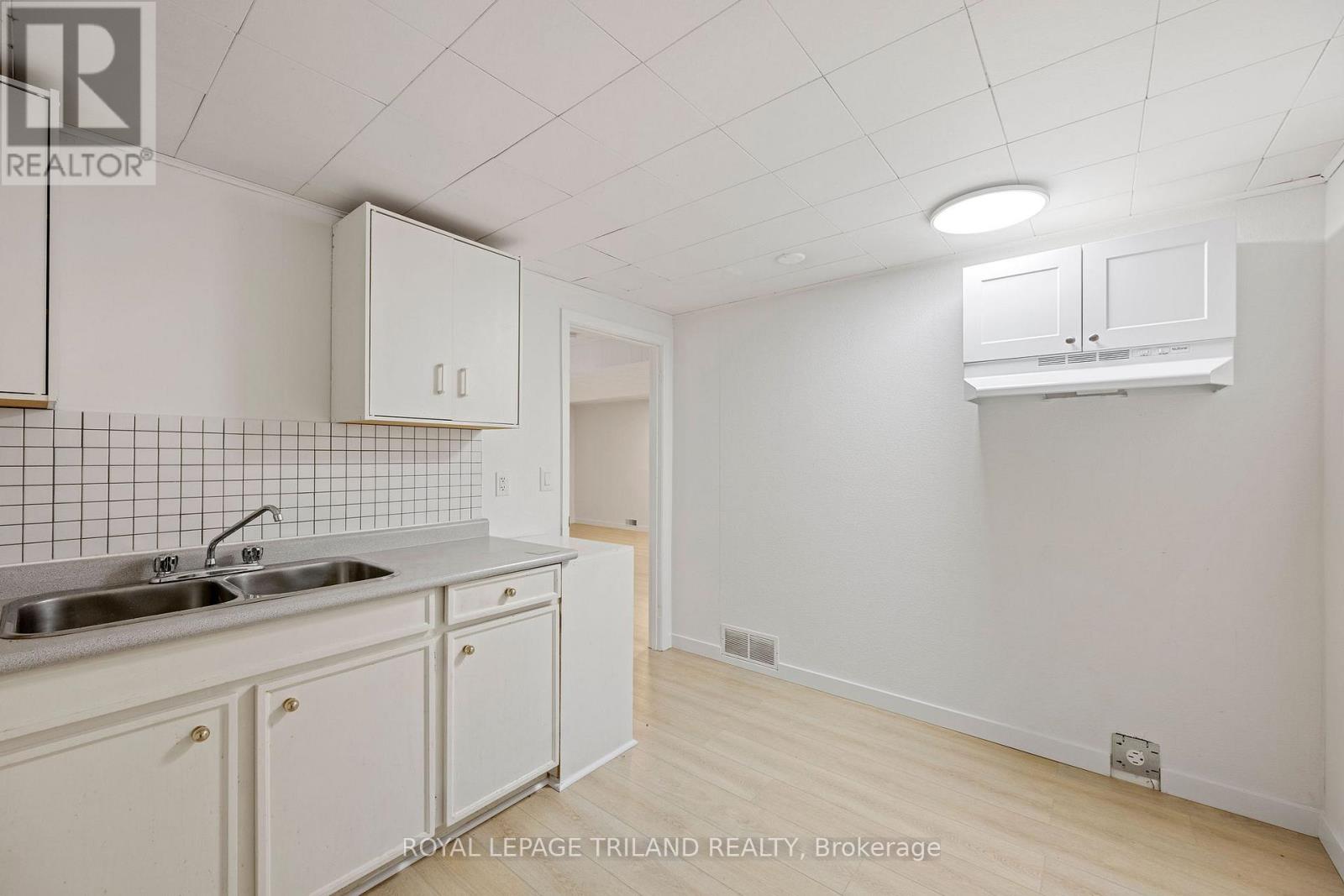 264 Trott Drive, London North, Ontario  N6G 1B5 - Photo 34 - X12628738