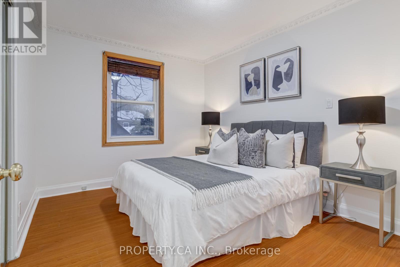 574 Drymen Crescent, Mississauga, Ontario  L5G 2P1 - Photo 11 - W12628660