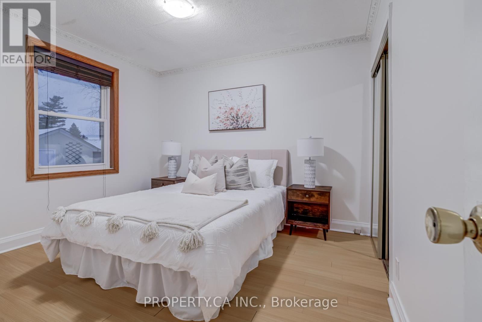 574 Drymen Crescent, Mississauga, Ontario  L5G 2P1 - Photo 13 - W12628660