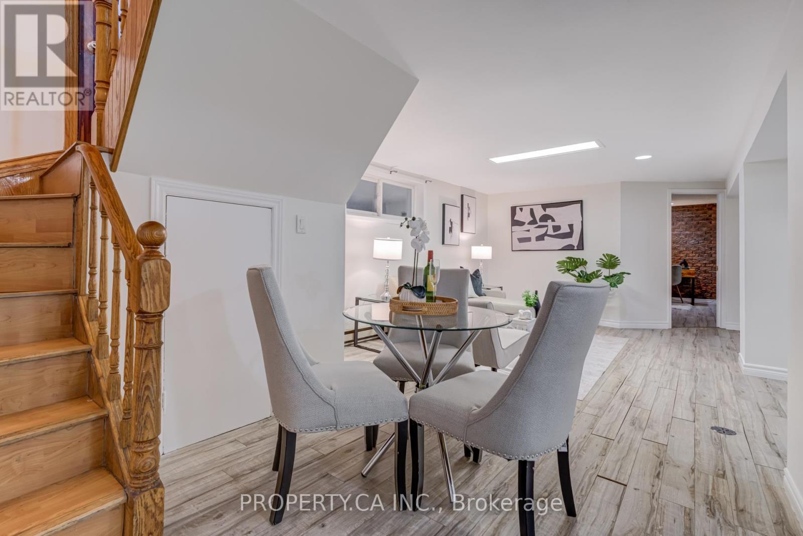 574 Drymen Crescent, Mississauga, Ontario  L5G 2P1 - Photo 18 - W12628660