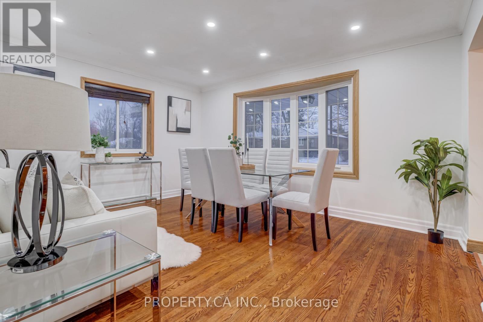 574 Drymen Crescent, Mississauga, Ontario  L5G 2P1 - Photo 6 - W12628660