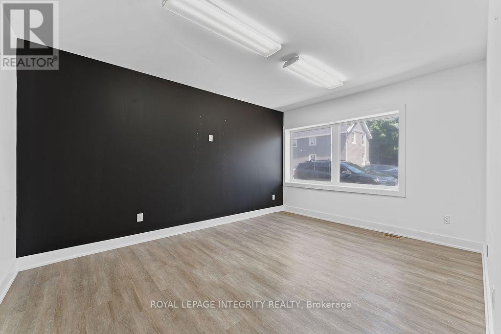 32 Market Street N, Smiths Falls, Ontario  K7A 2E6 - Photo 16 - X12628712