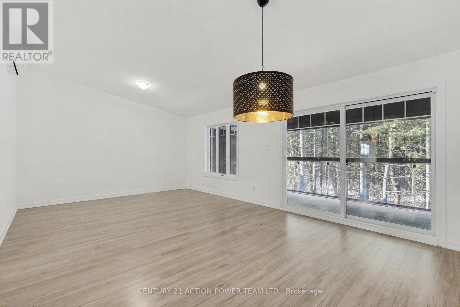 99 St Moritz Trail E, Russell, Ontario  K0A 1W0 - Photo 10 - X12628746