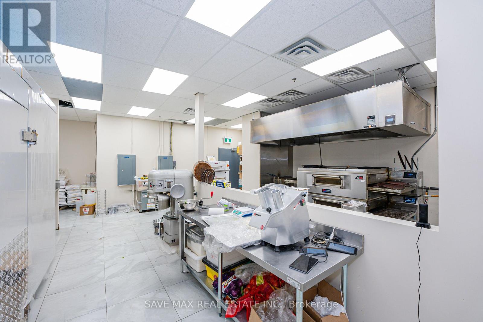 103 - 60 Frederick Street, Kitchener, Ontario  N2H 0L7 - Photo 14 - X12628664