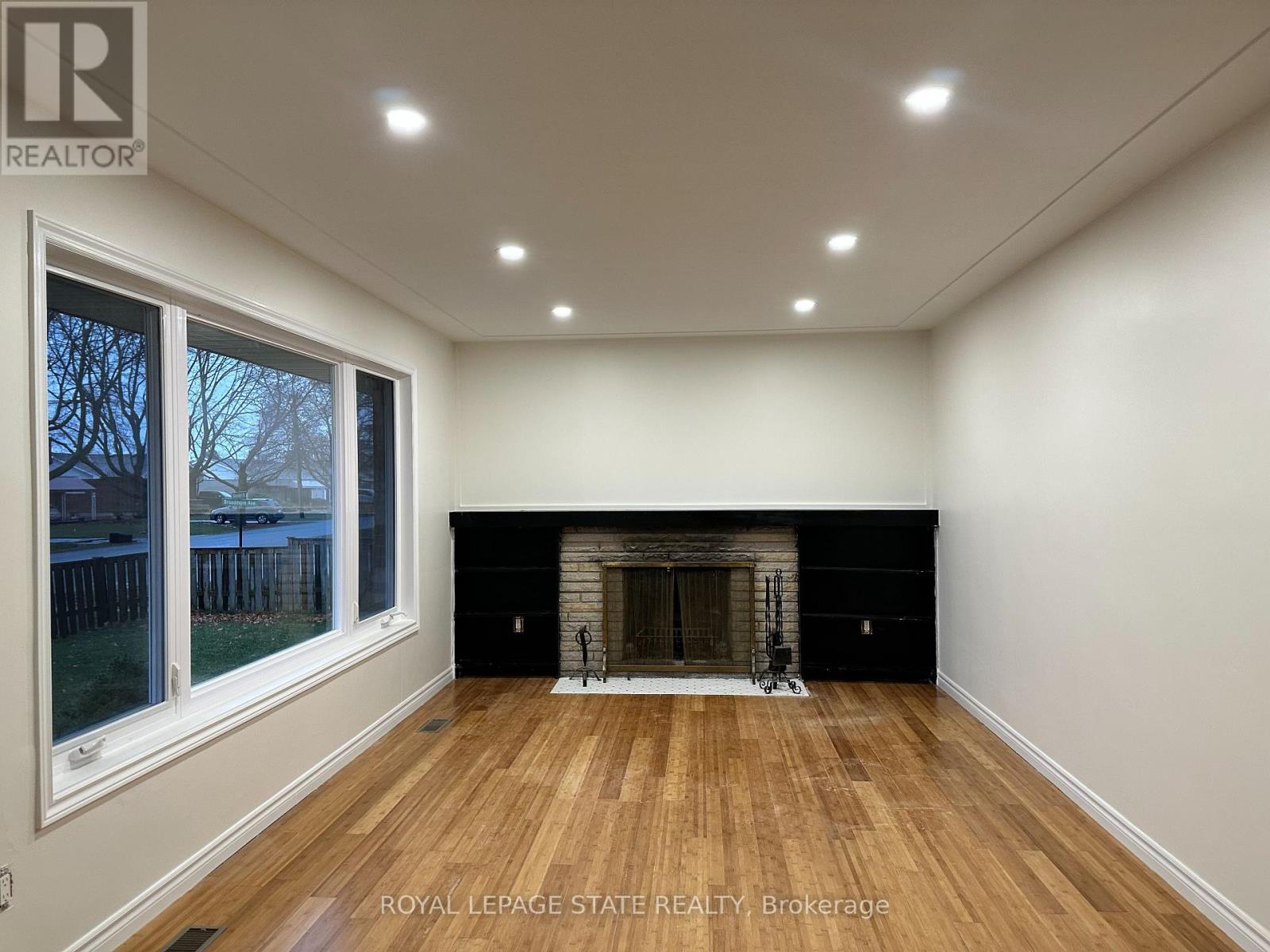 Upper - 10 Glenellen Drive, St. Catharines, Ontario  L2M 5Y7 - Photo 13 - X12628672