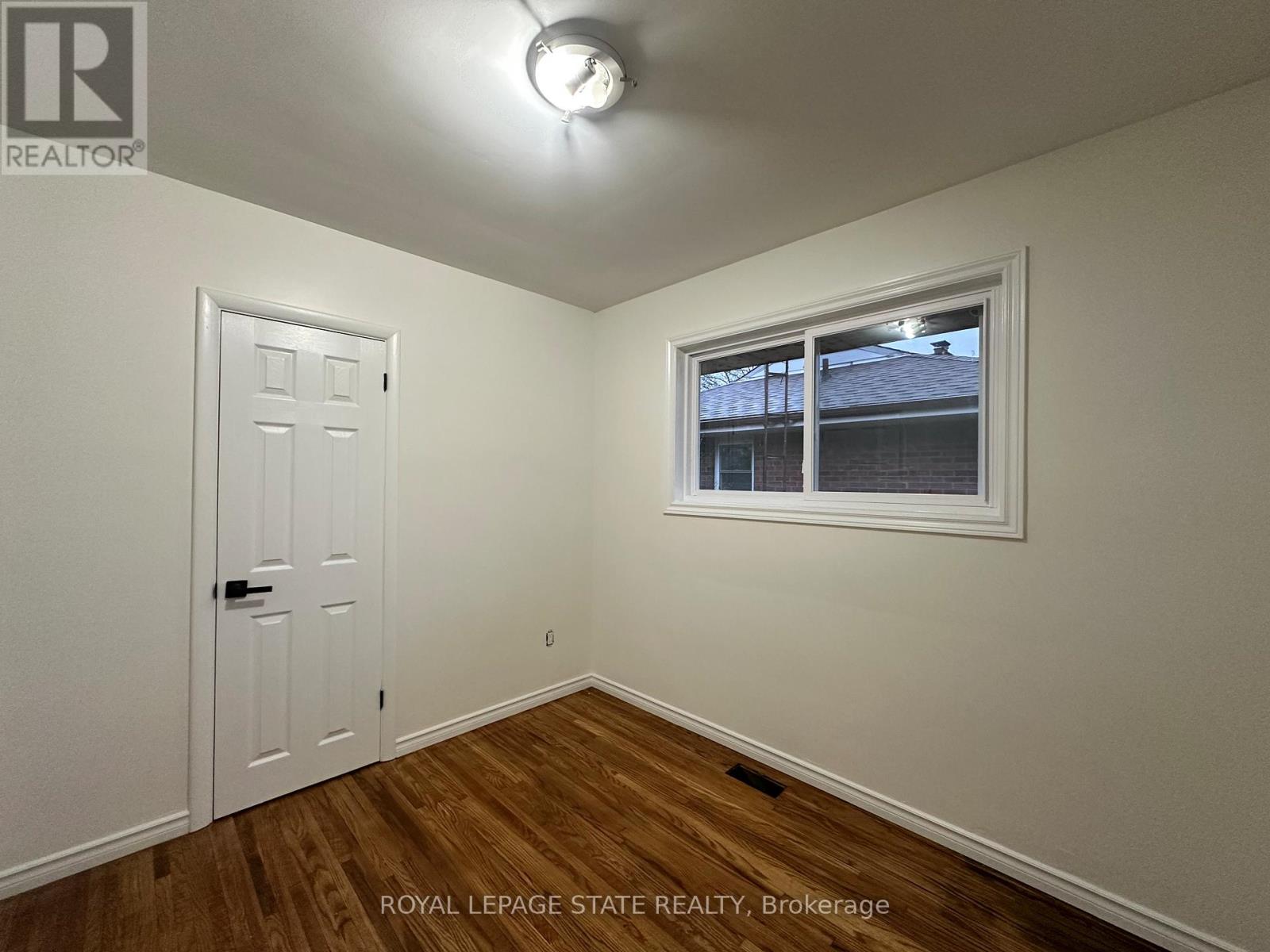 Upper - 10 Glenellen Drive, St. Catharines, Ontario  L2M 5Y7 - Photo 18 - X12628672