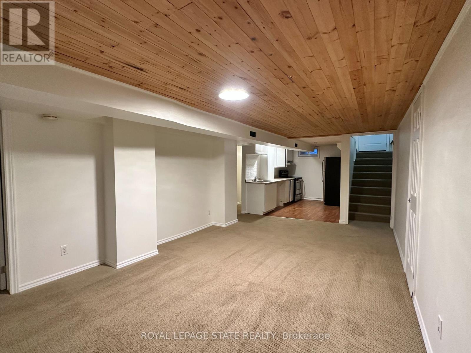 Lower - 10 Glenellen Drive, St. Catharines, Ontario  L2M 5Y7 - Photo 11 - X12628690