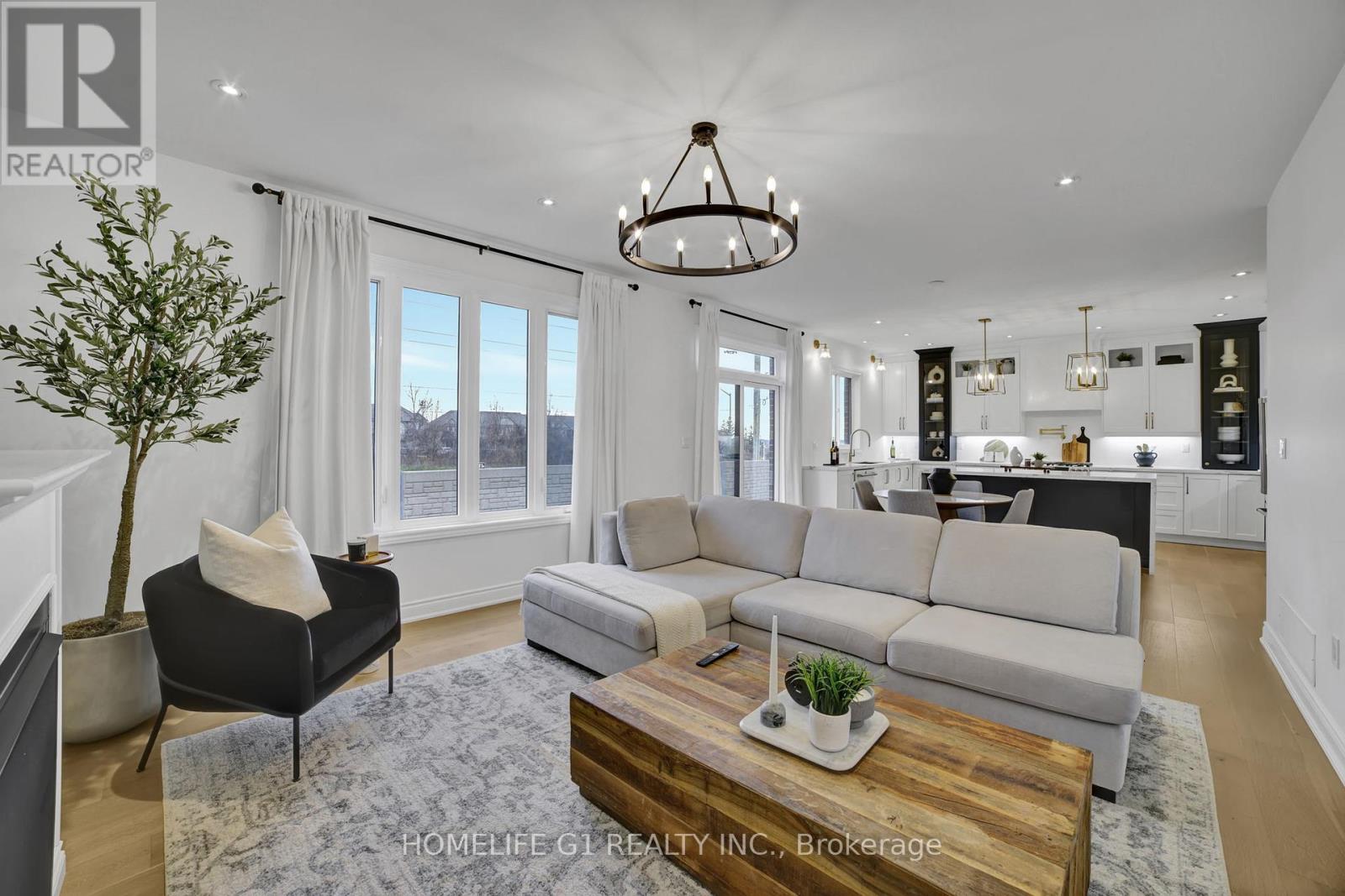 24 Cesar Place, Hamilton, Ontario  L9G 0G3 - Photo 10 - X12628694