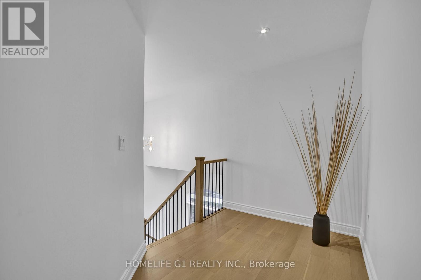 24 Cesar Place, Hamilton, Ontario  L9G 0G3 - Photo 23 - X12628694