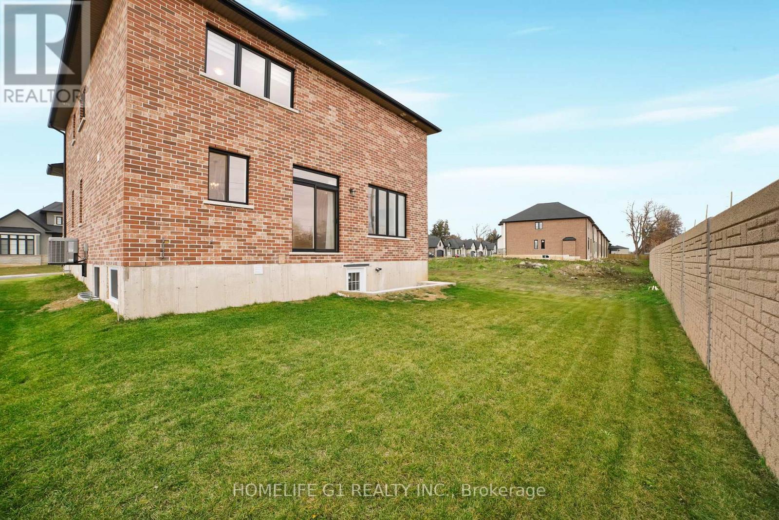 24 Cesar Place, Hamilton, Ontario  L9G 0G3 - Photo 49 - X12628694