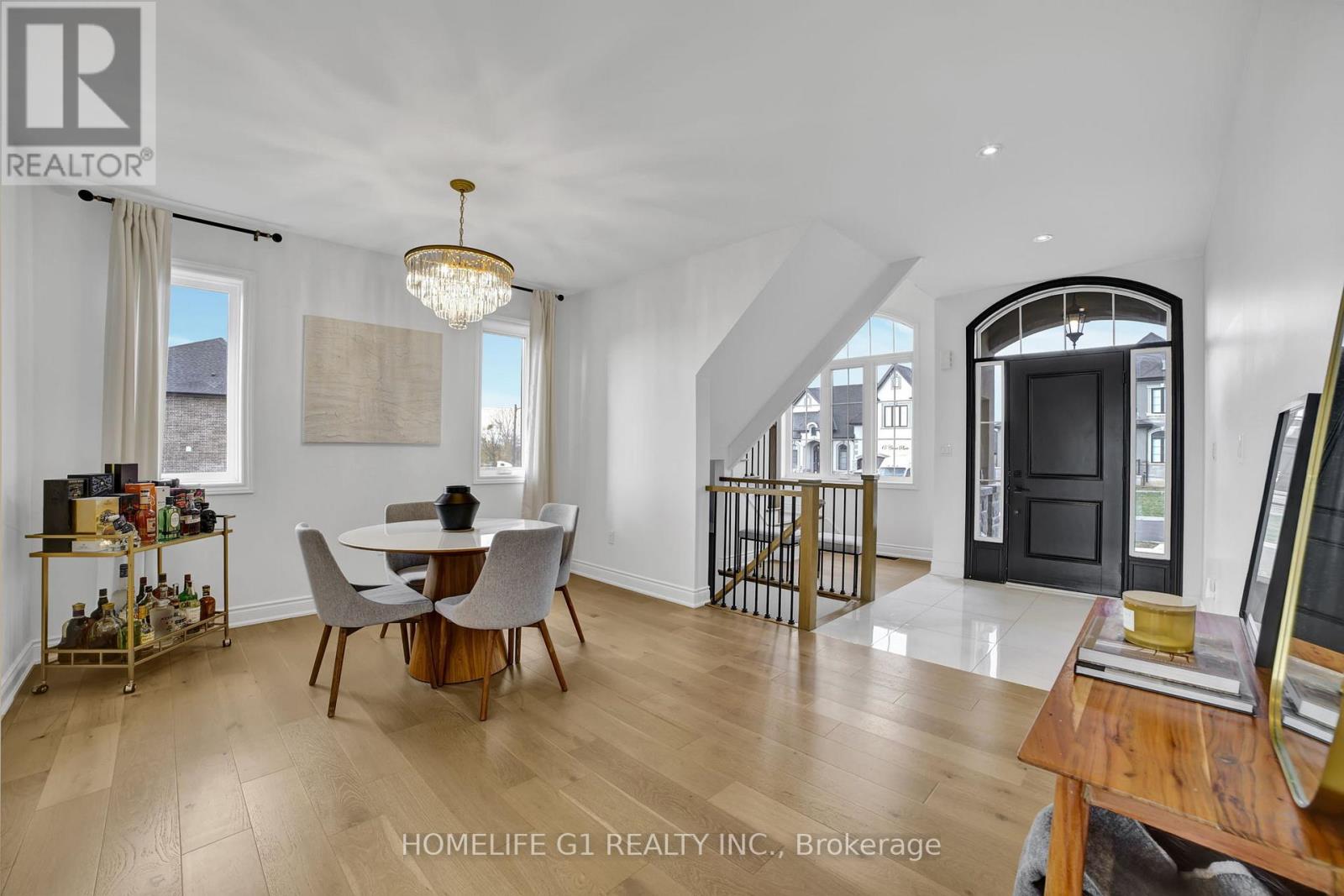 24 Cesar Place, Hamilton, Ontario  L9G 0G3 - Photo 6 - X12628694