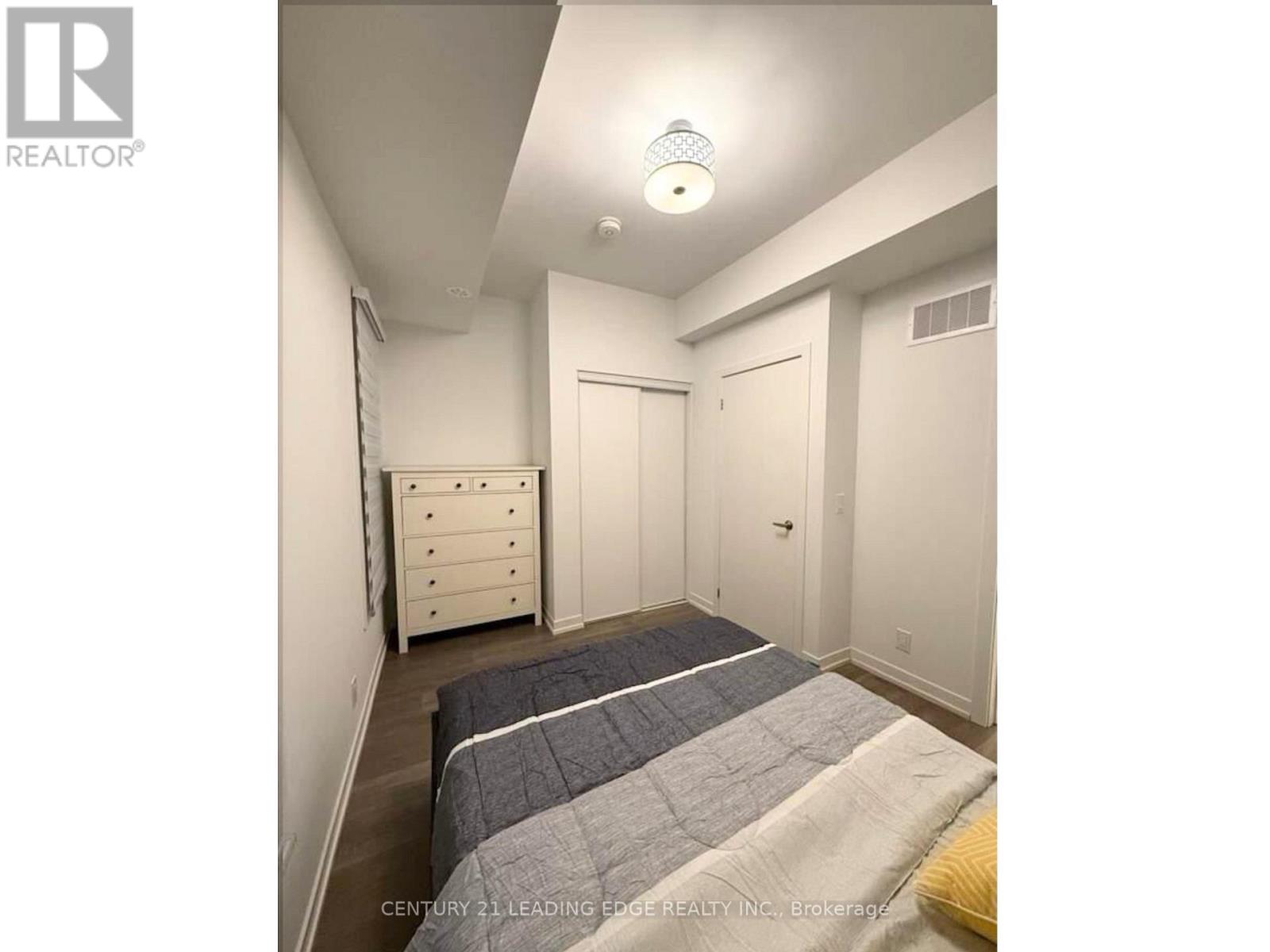 Room 3 - 9 Spruce Pines Crescent, Toronto, Ontario  M4A 0A9 - Photo 2 - C12628726