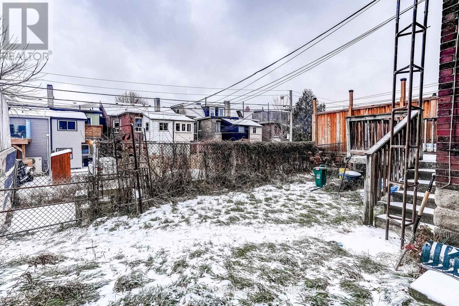 1089 Davenport Road, Toronto, Ontario  M6G 2C3 - Photo 5 - C12628734