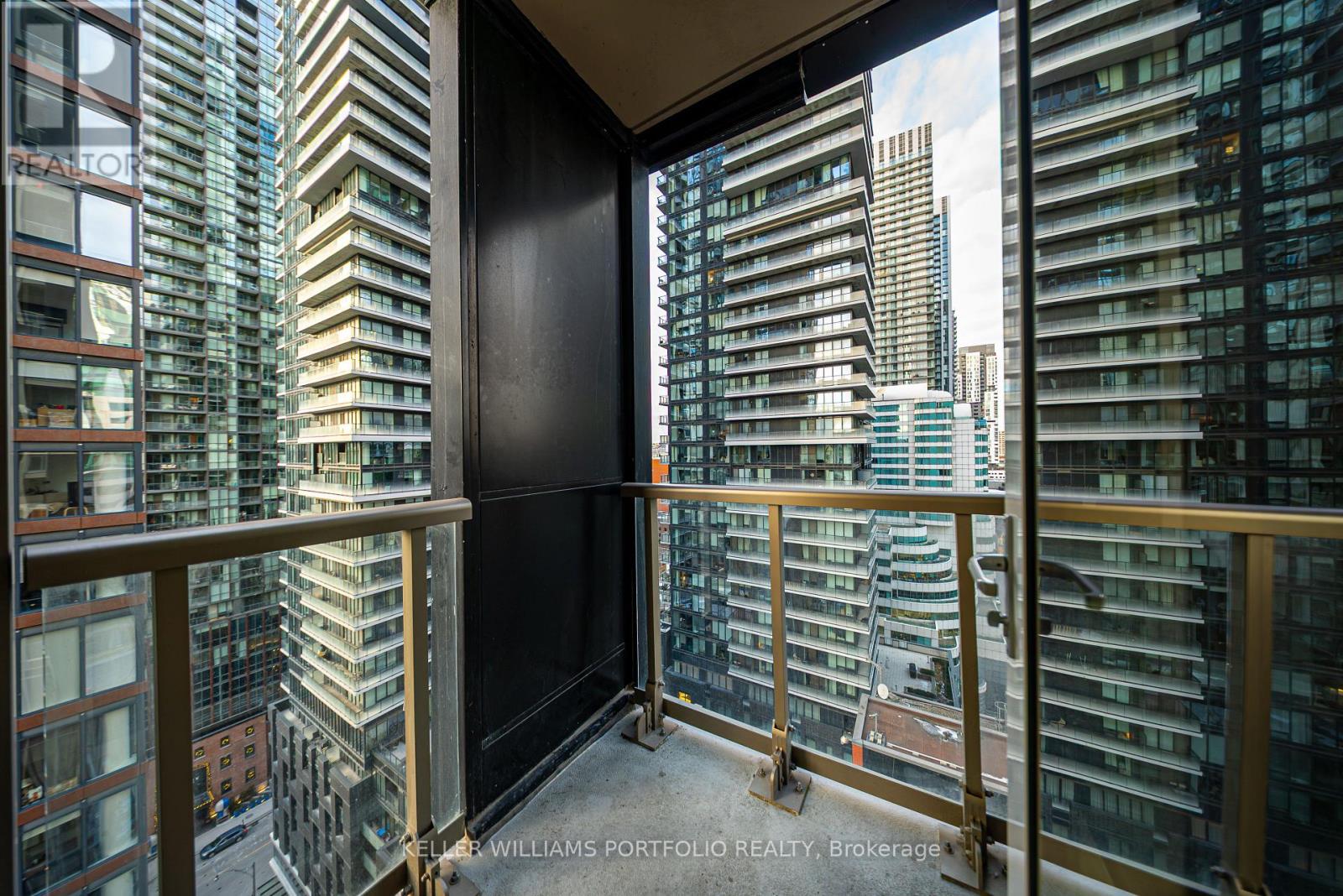 1512 - 35 Mercer Street, Toronto, Ontario  M5V 1H2 - Photo 16 - C12628784