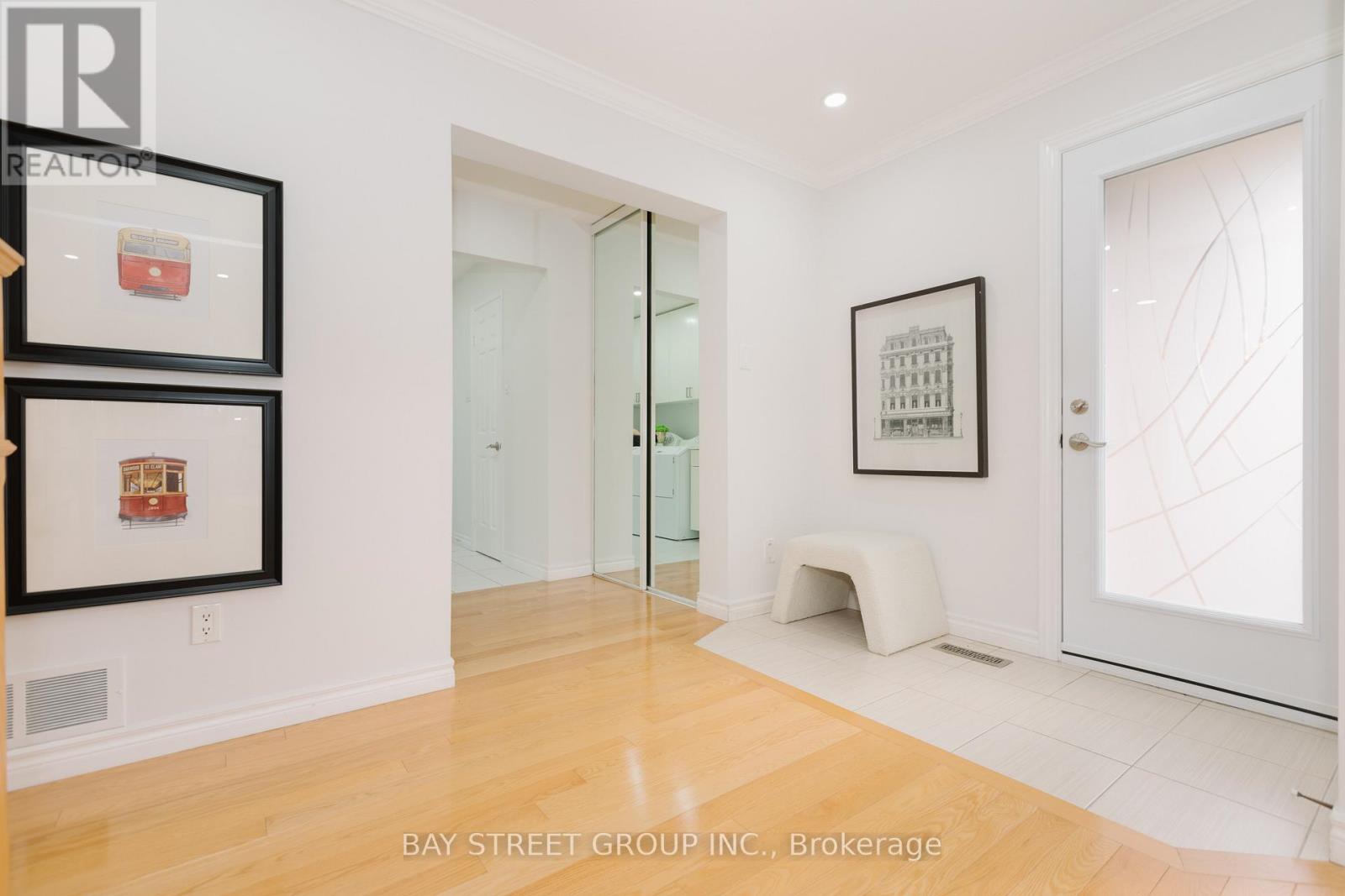 75 Breckonwood Crescent, Markham, Ontario  L3T 5G8 - Photo 3 - N12628730