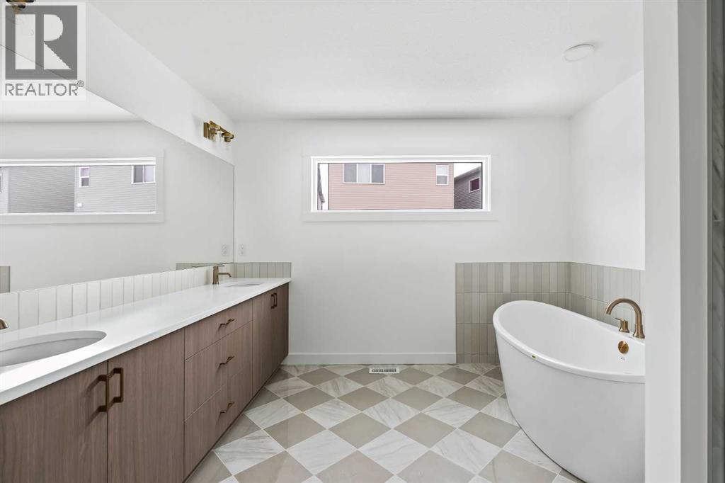 438 Lucas Way Nw, Calgary, Alberta  T3P 2E8 - Photo 29 - A2274868