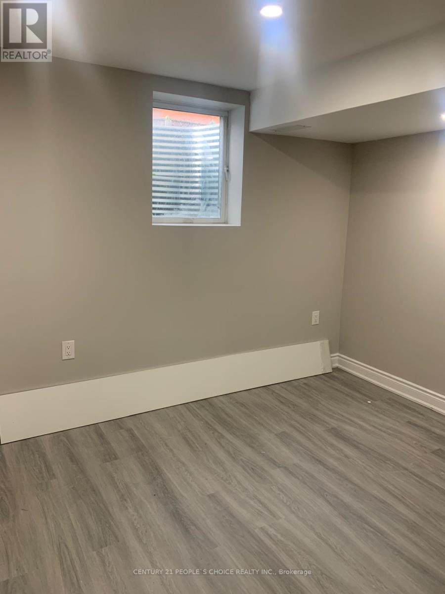 Bsmt - 24 Deepcoral Court, Brampton, Ontario  L6V 4P7 - Photo 3 - W12628718