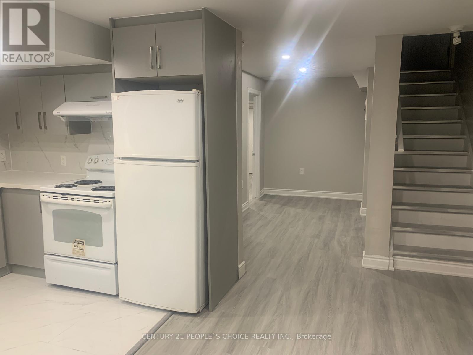 Bsmt - 24 Deepcoral Court, Brampton, Ontario  L6V 4P7 - Photo 8 - W12628718