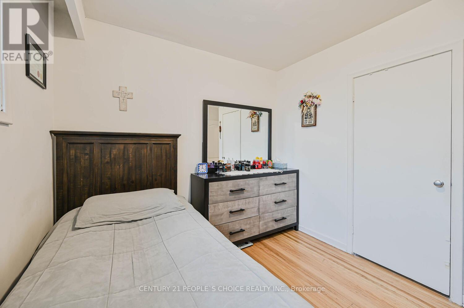 196 Taysham Crescent, Toronto, Ontario  M9V 1X7 - Photo 20 - W12628760