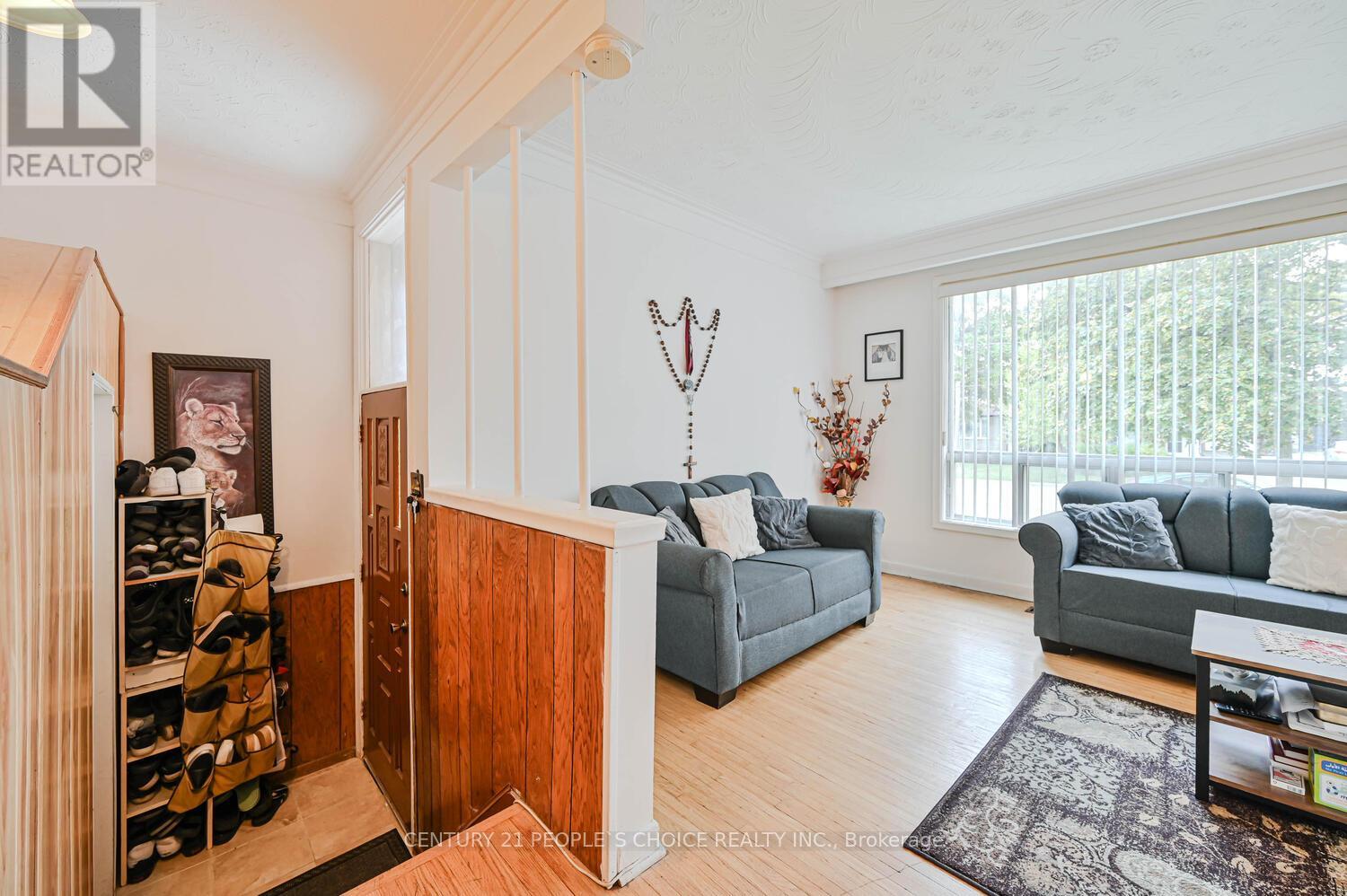 196 Taysham Crescent, Toronto, Ontario  M9V 1X7 - Photo 25 - W12628760