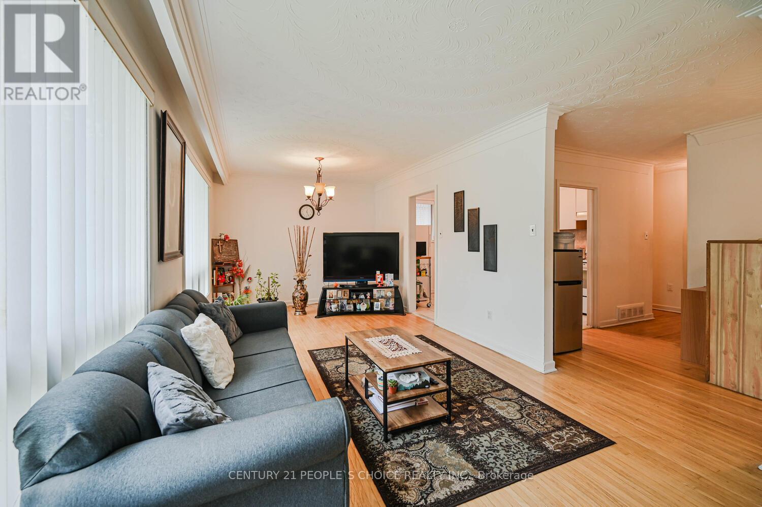 196 Taysham Crescent, Toronto, Ontario  M9V 1X7 - Photo 27 - W12628760