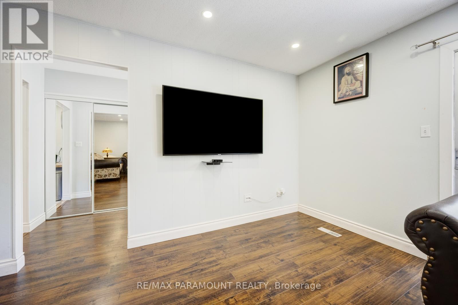 3197 Candela Drive, Mississauga, Ontario  L5A 2T9 - Photo 10 - W12628762