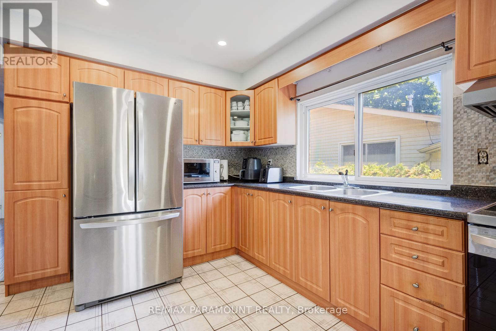 3197 Candela Drive, Mississauga, Ontario  L5A 2T9 - Photo 16 - W12628762