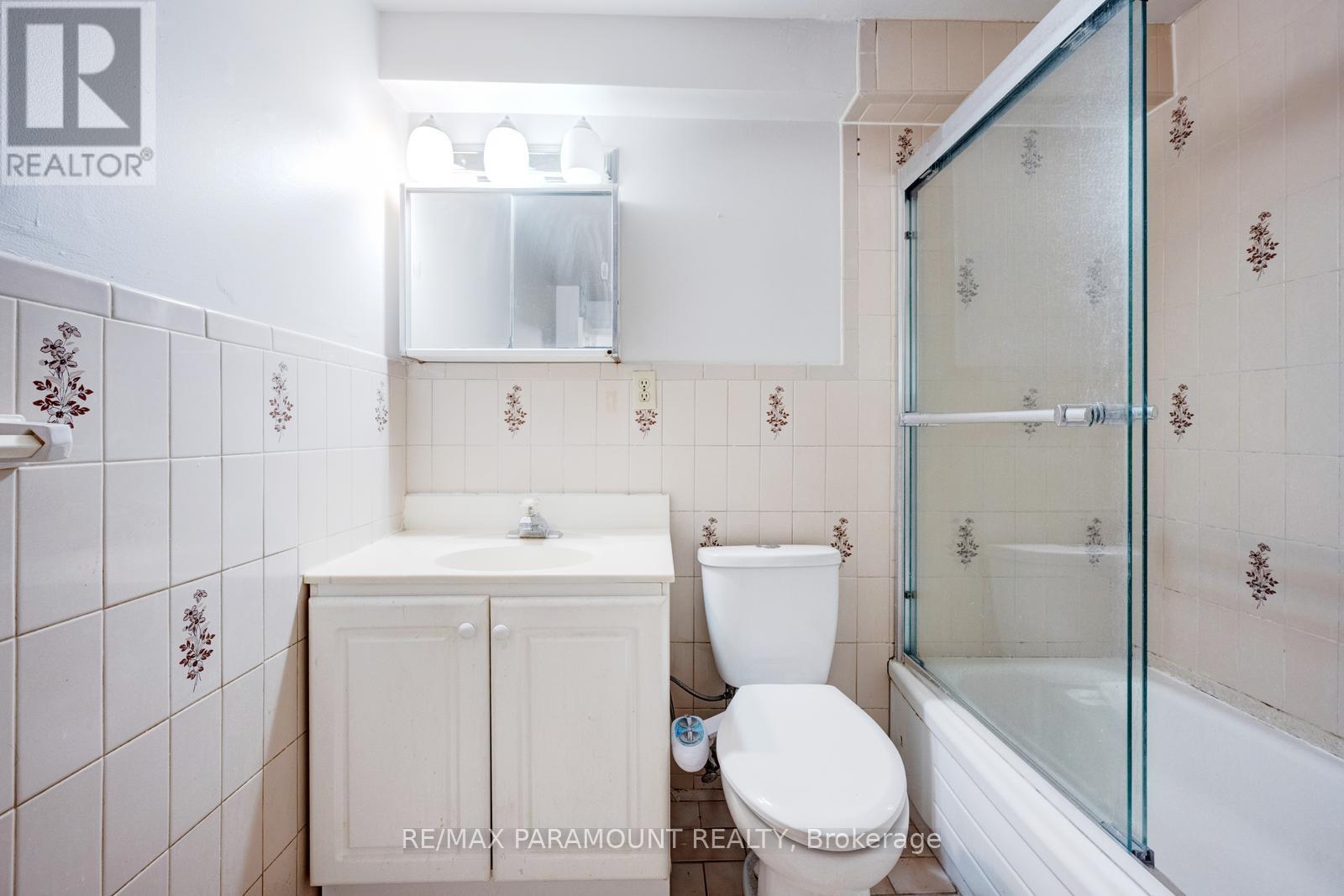 3197 Candela Drive, Mississauga, Ontario  L5A 2T9 - Photo 39 - W12628762