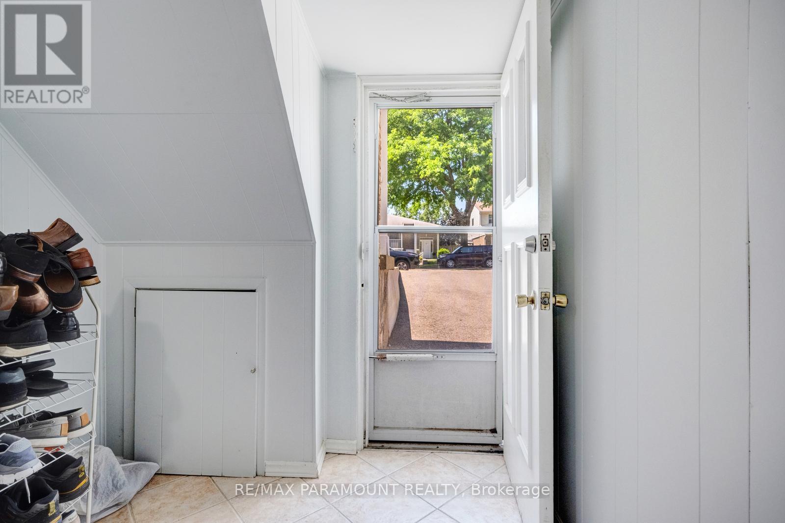 3197 Candela Drive, Mississauga, Ontario  L5A 2T9 - Photo 40 - W12628762