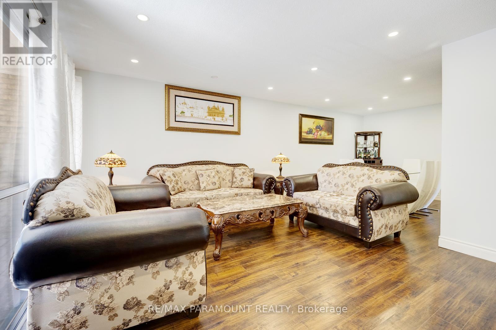 3197 Candela Drive, Mississauga, Ontario  L5A 2T9 - Photo 8 - W12628762