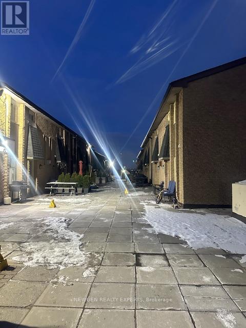 19 - 28 REXDALE BOULEVARD, Toronto, Ontario