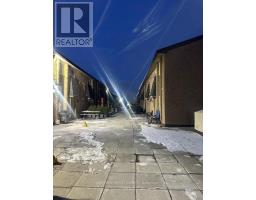 19 - 28 REXDALE BOULEVARD, Toronto, Ontario