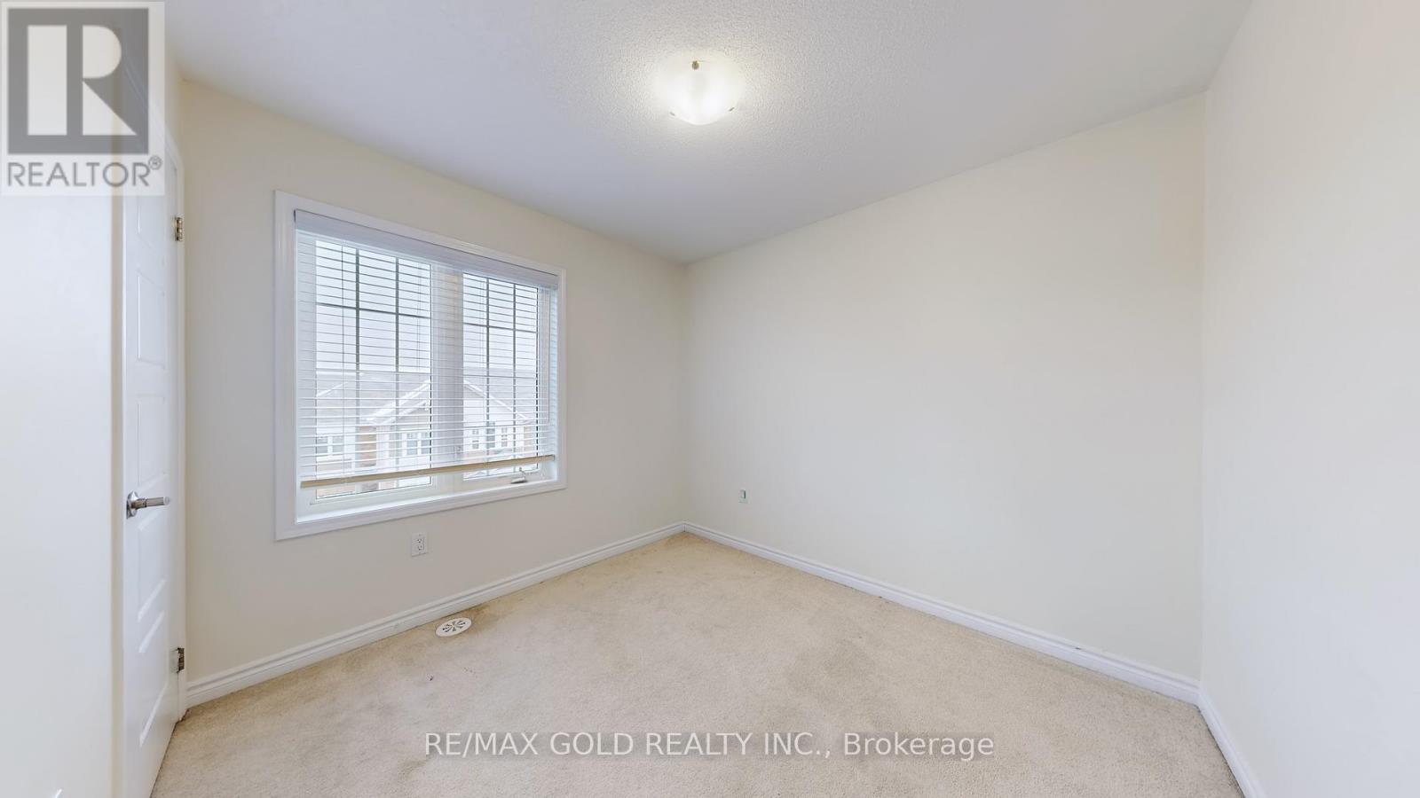 86 Locker Place, Milton (Fo Ford), Ontario  L9E 1E8 - Photo 32 - W12628792