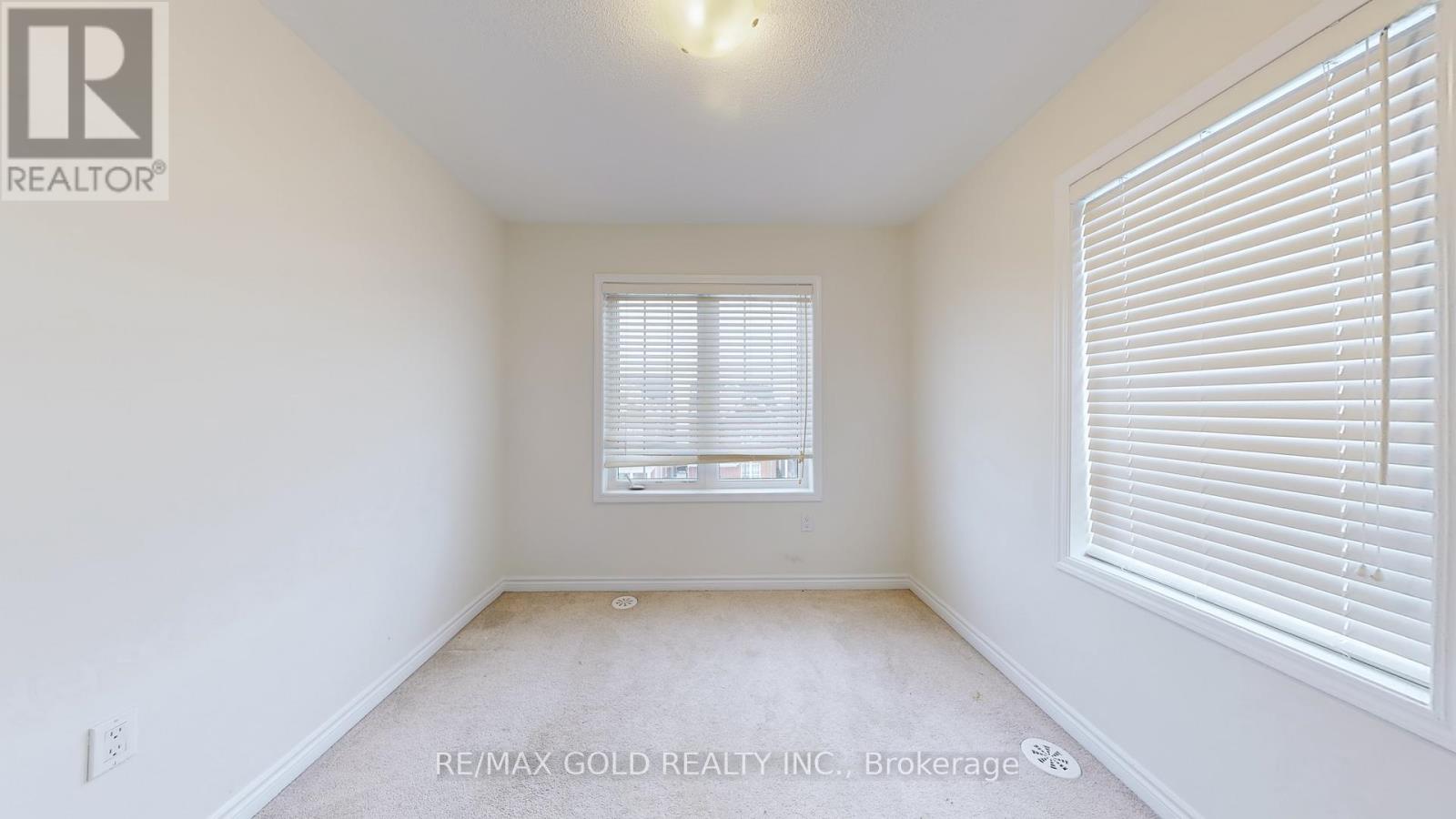 86 Locker Place, Milton (Fo Ford), Ontario  L9E 1E8 - Photo 34 - W12628792