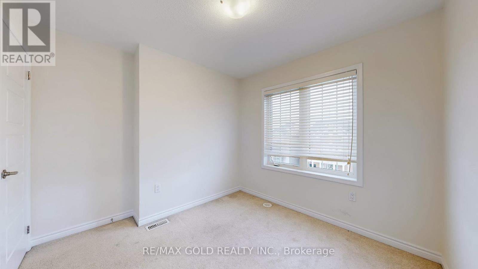 86 Locker Place, Milton (Fo Ford), Ontario  L9E 1E8 - Photo 35 - W12628792