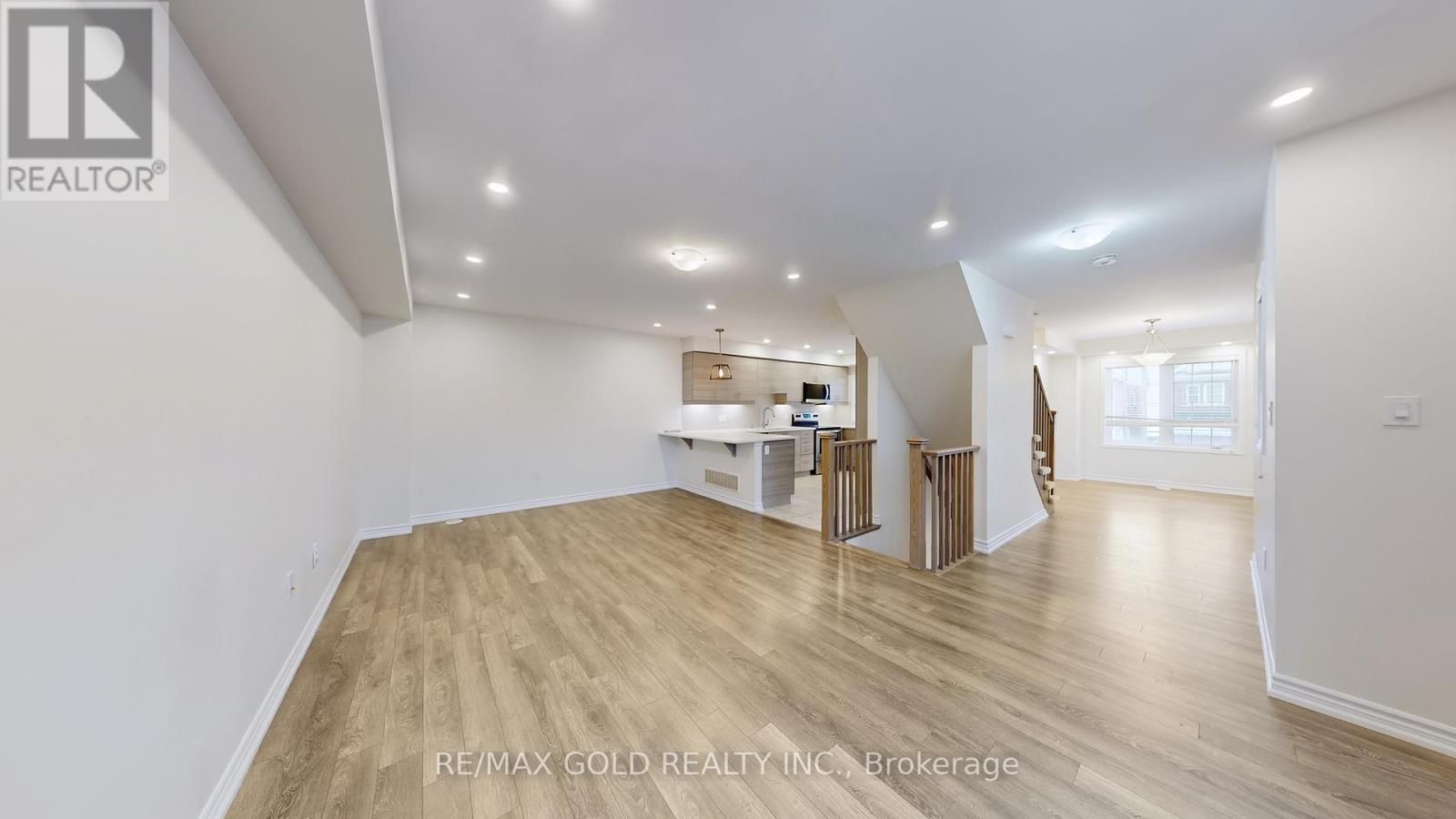 86 Locker Place, Milton (Fo Ford), Ontario  L9E 1E8 - Photo 9 - W12628792