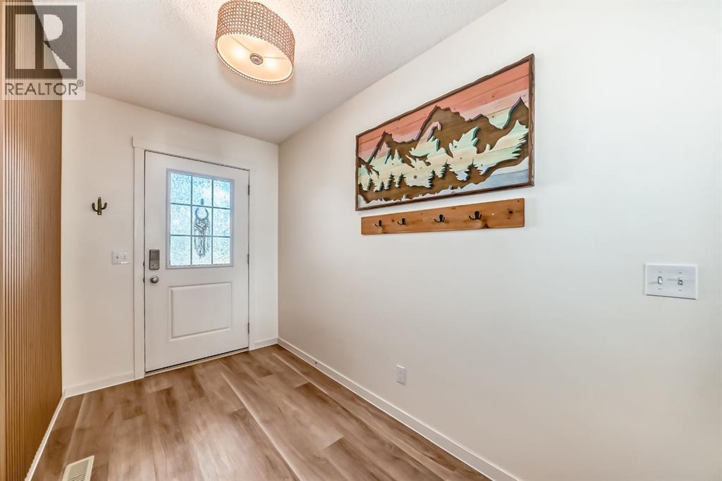 637, 101 Sunset Drive, Cochrane, Alberta  T4C 0W8 - Photo 4 - A2273826