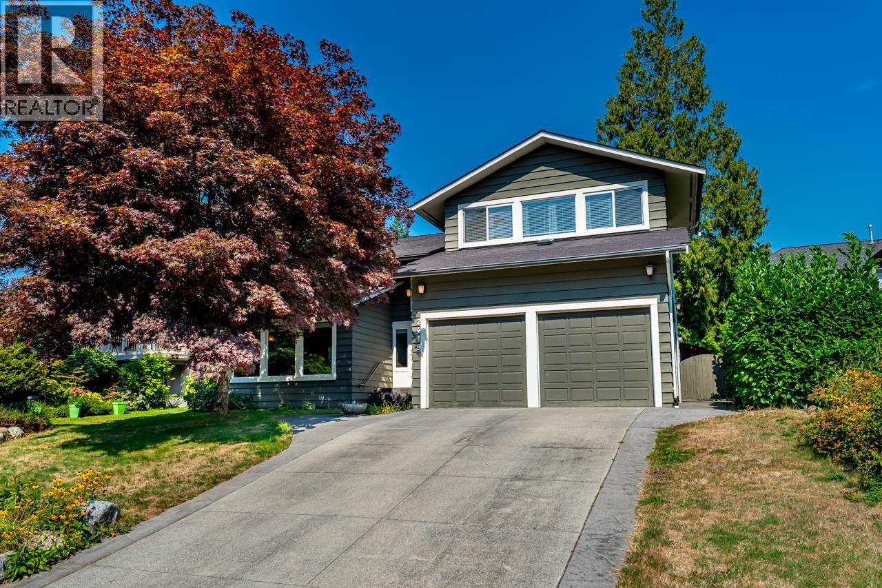 2419 Oranda Avenue, Coquitlam, British Columbia  V3K 3A5 - Photo 1 - R3073581