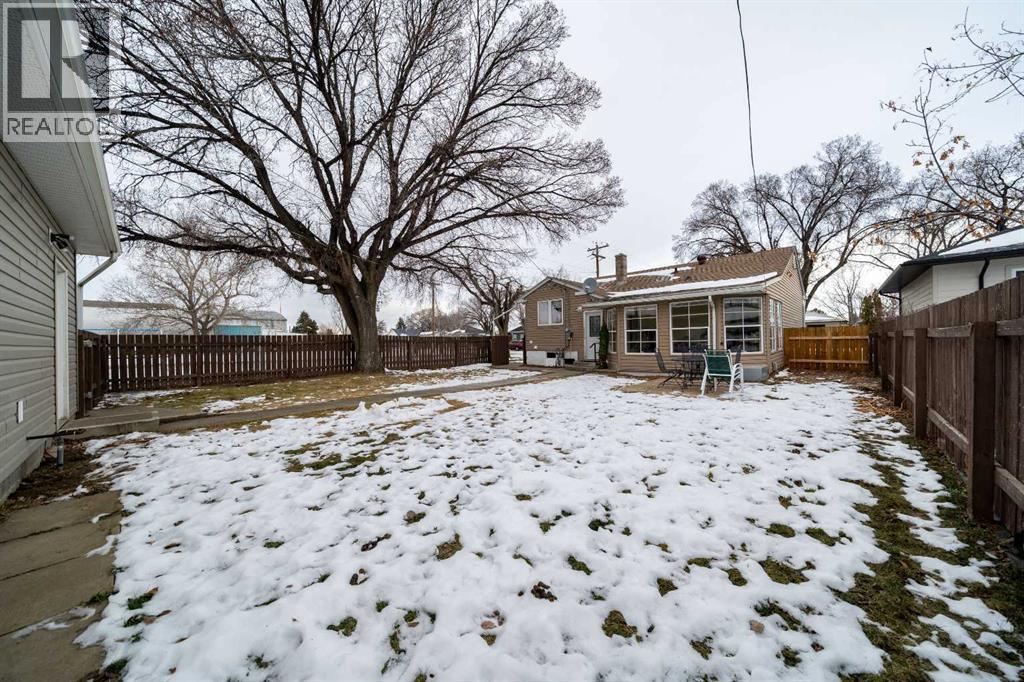 301 3 Avenue E, Bow Island, Alberta T0K 0G0 - Photo 26 - A2274753