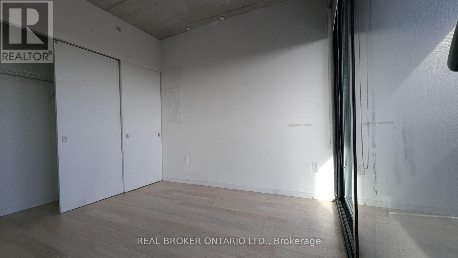 817 - 170 Bayview Avenue, Toronto, Ontario  M5A 0M4 - Photo 5 - C12455497