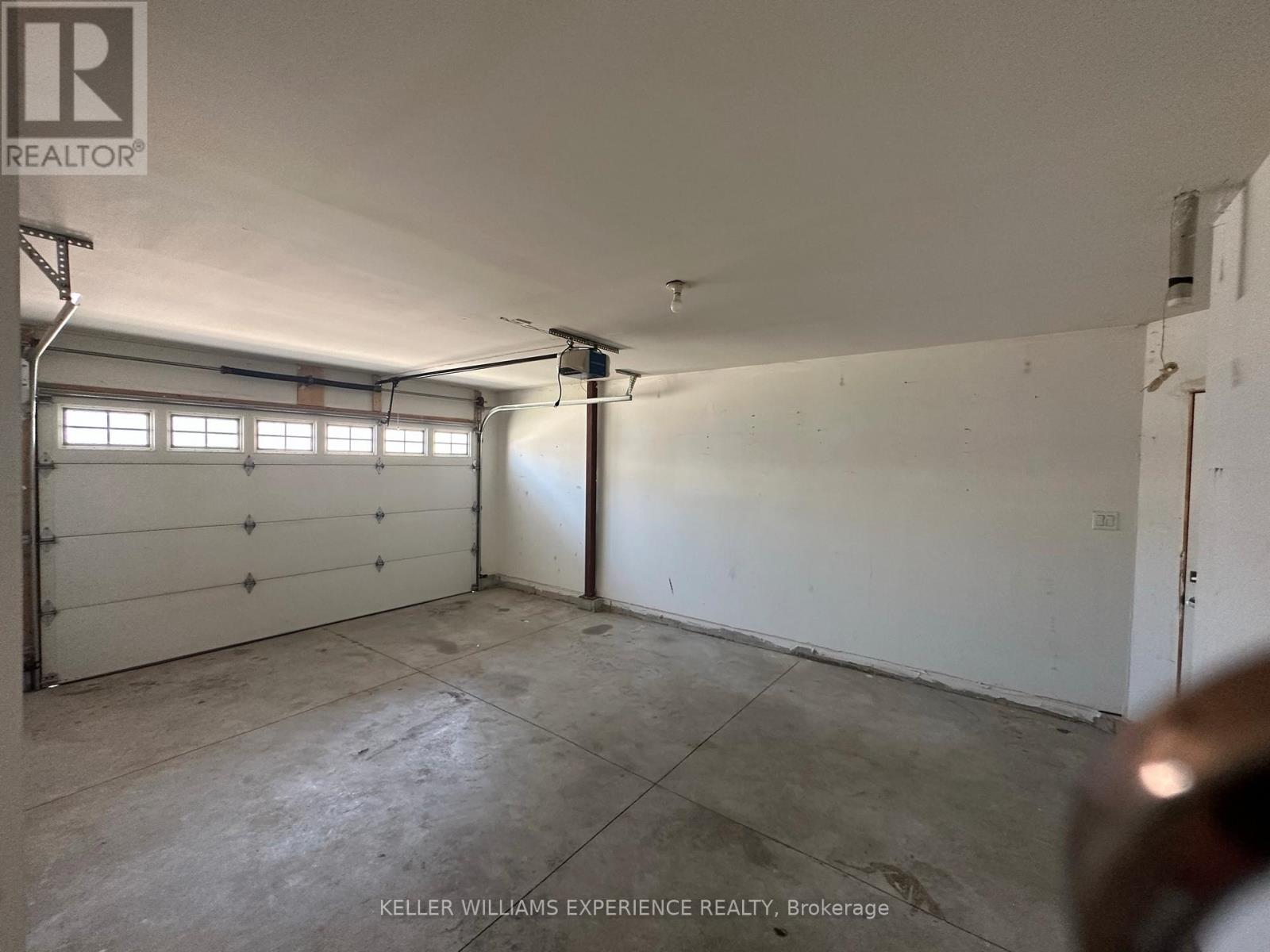 114 Jewel Street, Blue Mountains, Ontario  N0H 1J0 - Photo 24 - X12416620