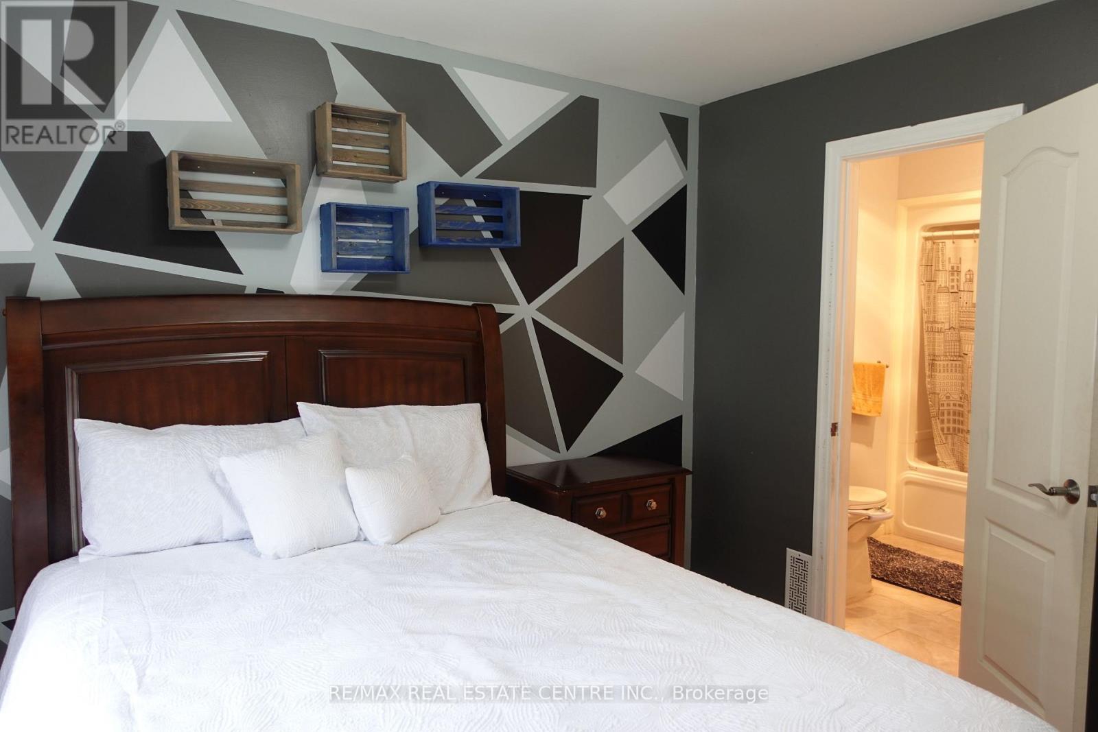 230 South Water Street, Wellington North, Ontario  N0G 2L3 - Photo 20 - X12626760