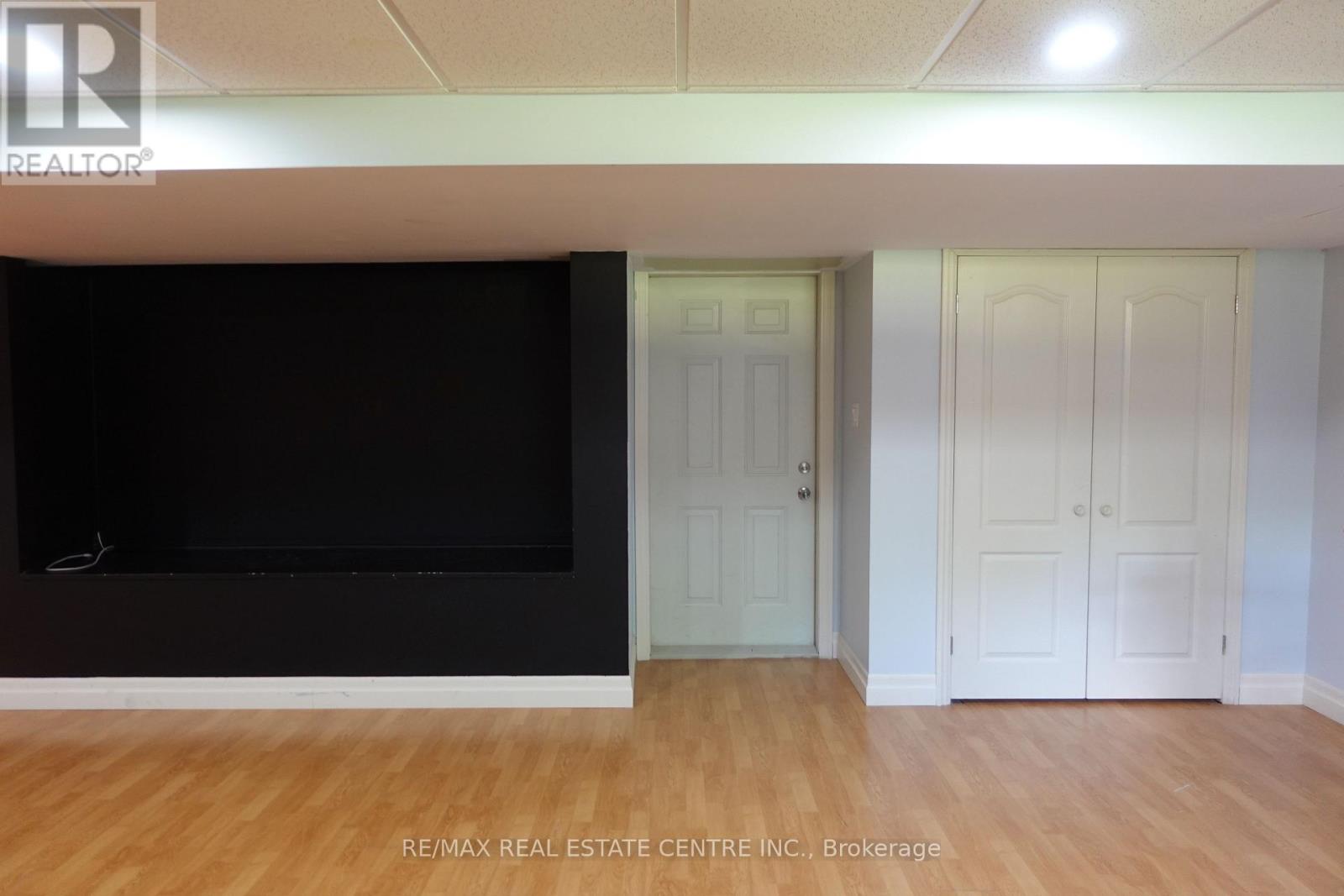 230 South Water Street, Wellington North, Ontario  N0G 2L3 - Photo 34 - X12626760